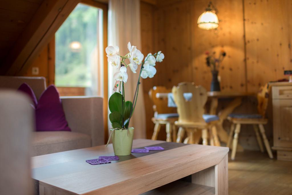 Alfonsstueberl - Ferienwohnungen & Restaurant Innervillgraten Kültér fotó