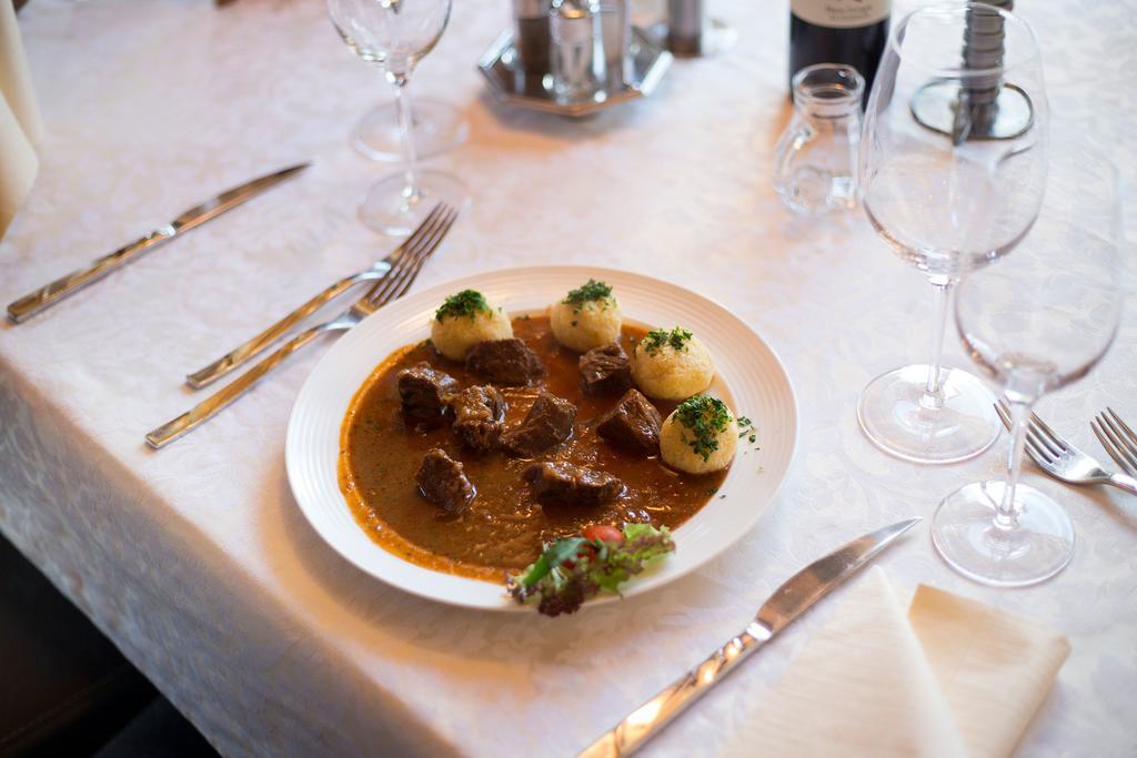 Alfonsstueberl - Ferienwohnungen & Restaurant Innervillgraten Kültér fotó