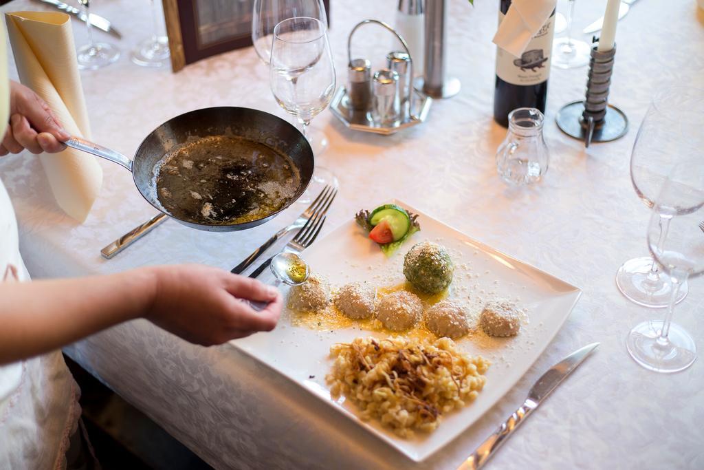 Alfonsstueberl - Ferienwohnungen & Restaurant Innervillgraten Kültér fotó