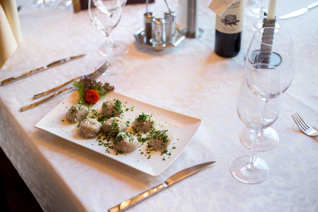 Alfonsstueberl - Ferienwohnungen & Restaurant Innervillgraten Kültér fotó